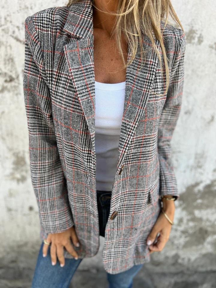 Ramona Stilvoller und Warmer Karierter Blazer