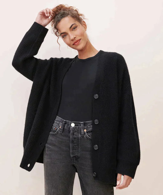 Annie Klassische Oversized-Strickjacke